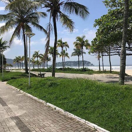 Apartamento no Guarujá a 400 mts da praia Exterior foto